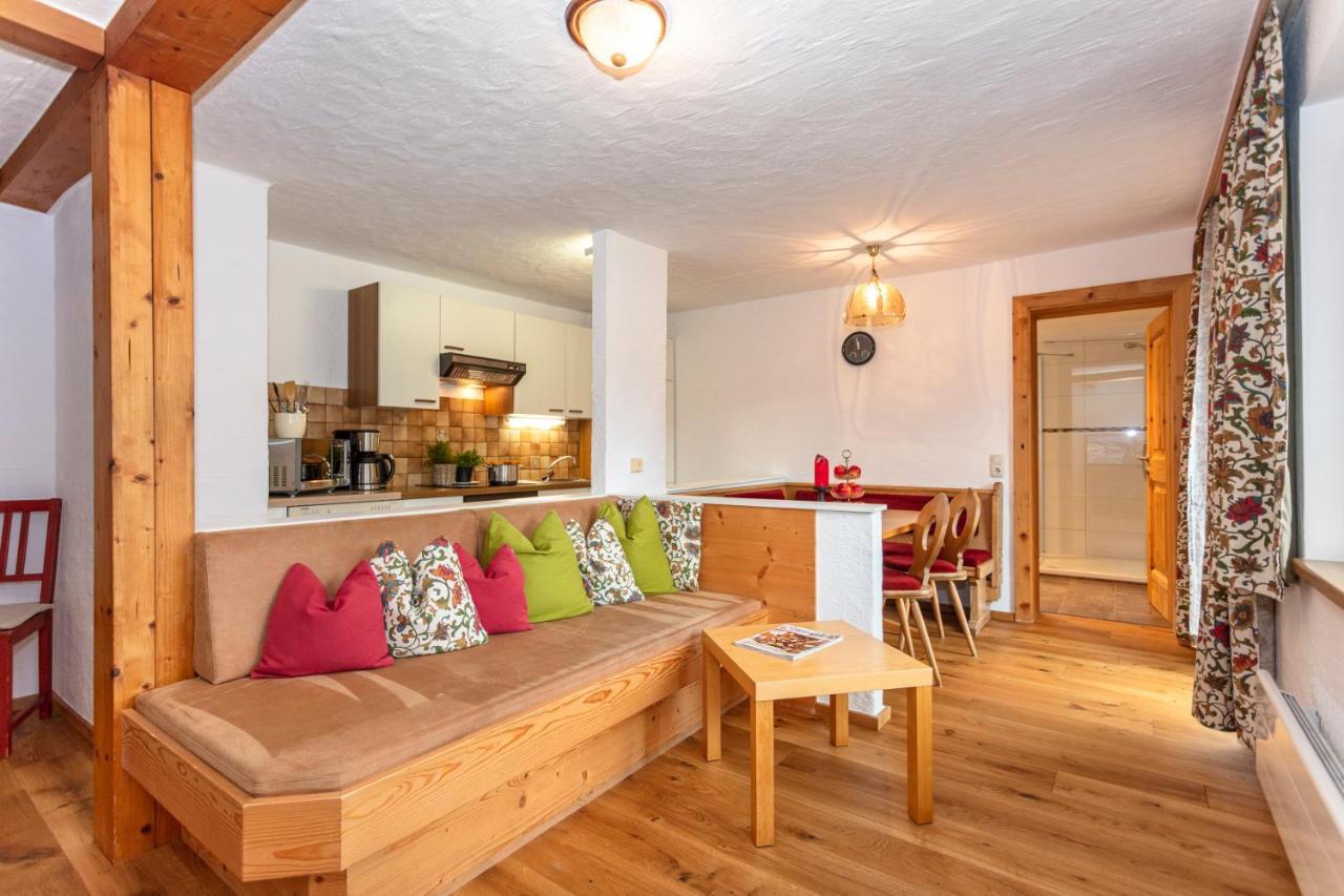 Gaestehaus Dreier Neukirchen am Grossvenediger Luaran gambar